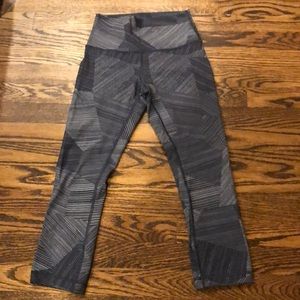 Lulu Lemon Cropped Leggings